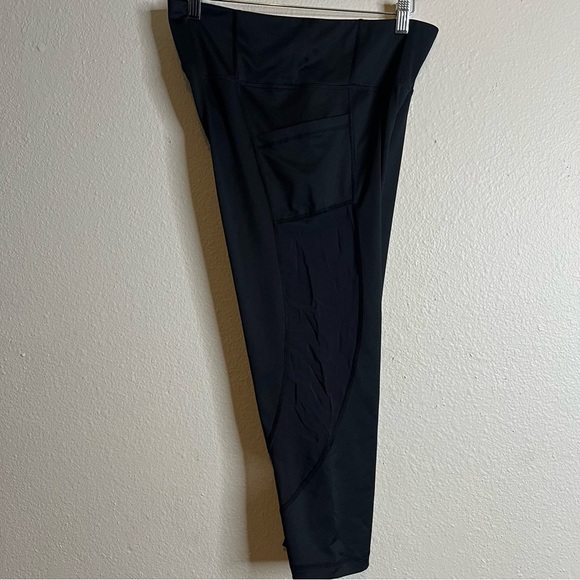 Flex N Black Mesh Active Leggings - Picture 4 of 5